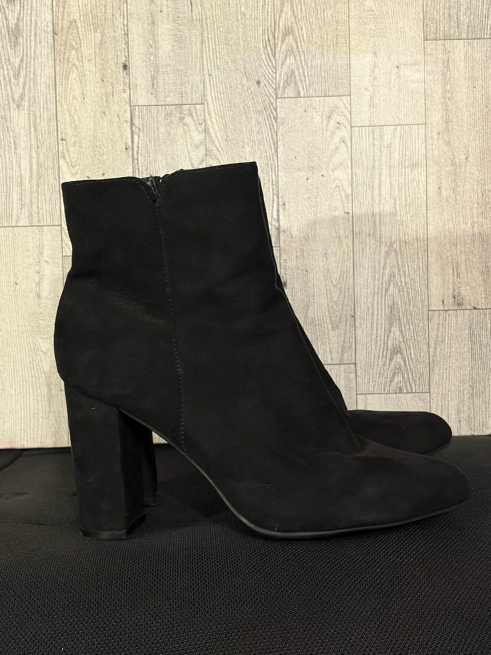 Yae XL Ankle Booties Women’s Size 7 24cm 2.5in Heel